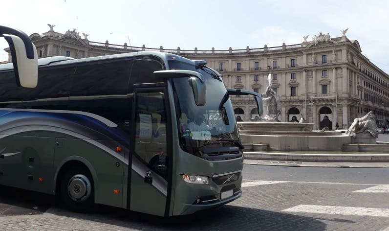 Bus rental in Dresden